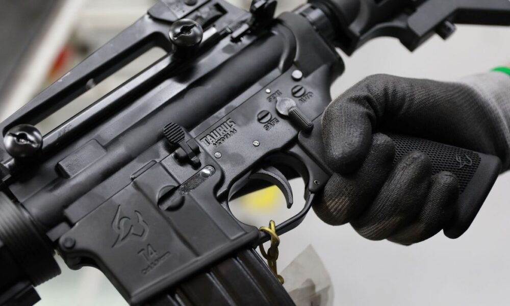 2022 02 10t142337z 1 lynxmpei190su rtroptp 4 geral armas operacao pfexercito
